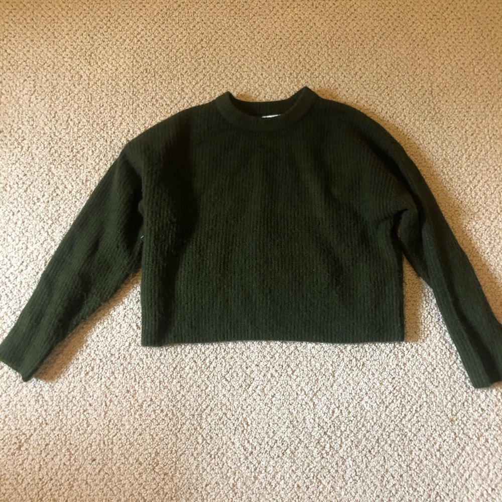 TopShop green sweater size 0-2